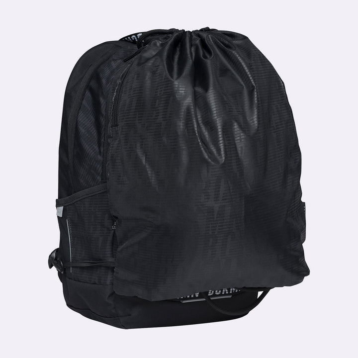 Gymnett, Black