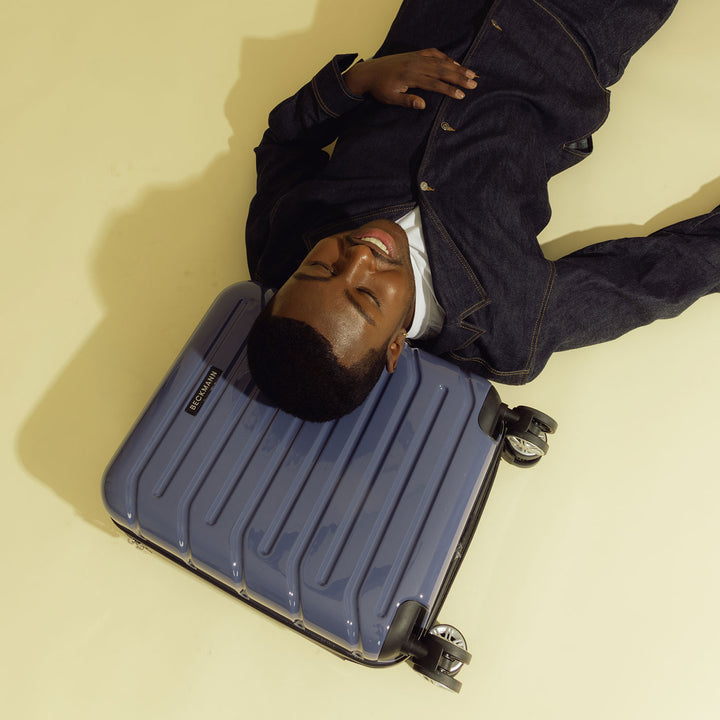 Carry-on suitcase Infinity, Velvet Blue