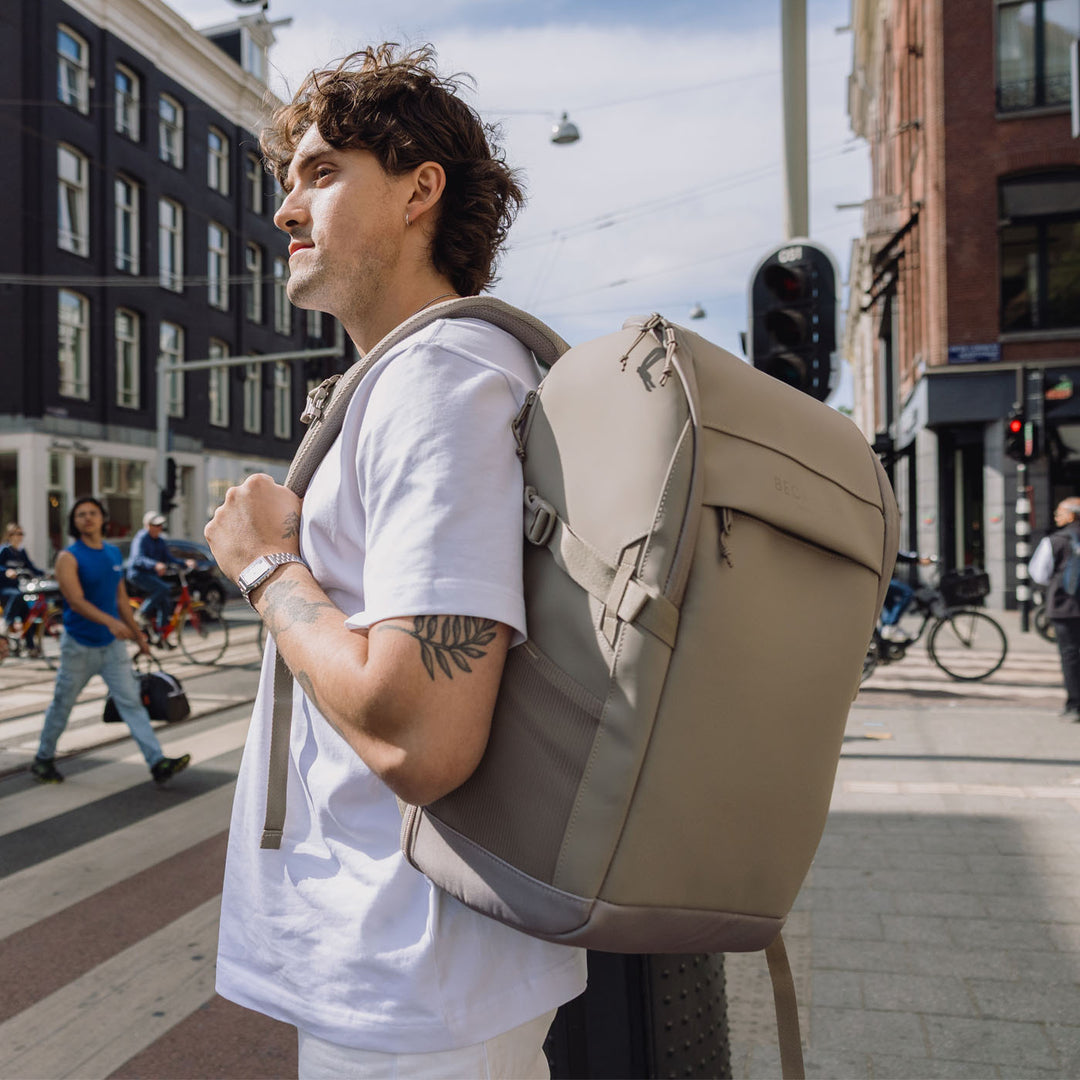 Street FLX, Warm Grey