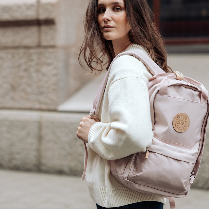 City Light, Pink