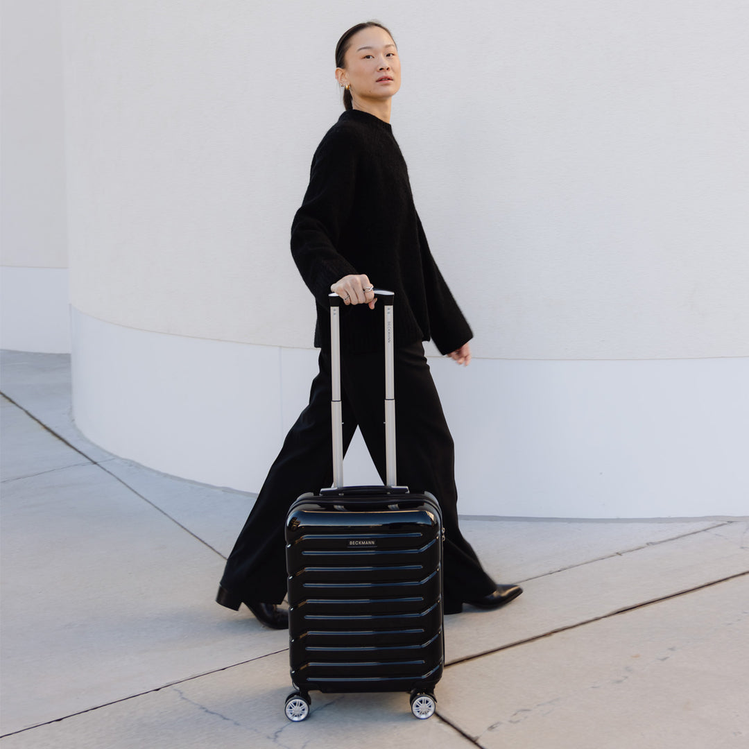 Carry-on suitcase Infinity, Black