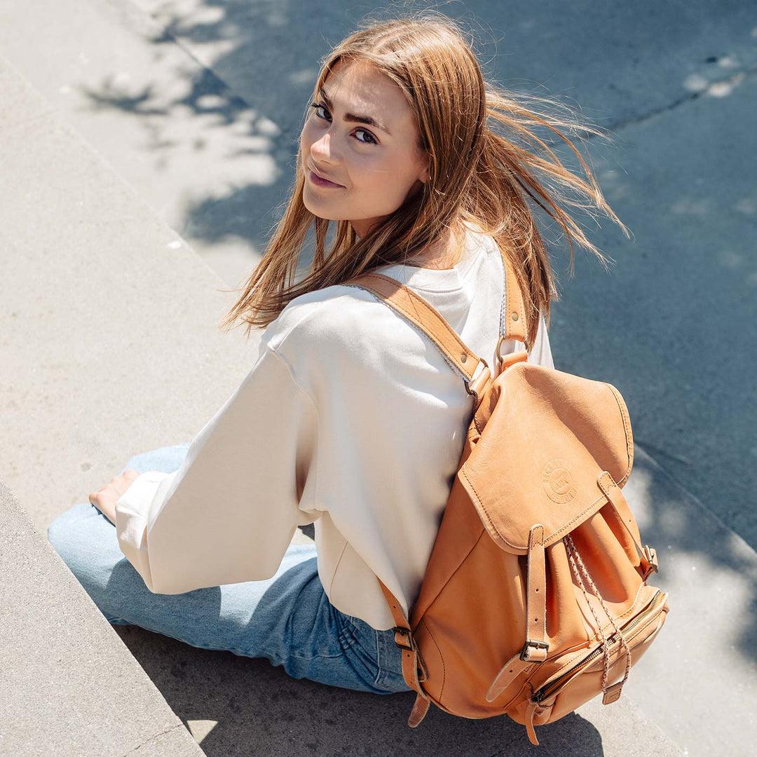 Leather backpack 27 liter, Nature